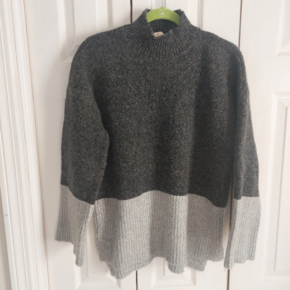 Michael Kors L Charcoal/Light Gray Knit Sweater Colorblock Wool Blend